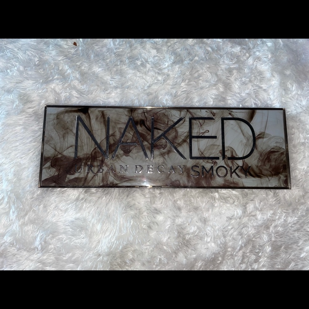 Urban Decay NAKED Smoky eyeshadow palette